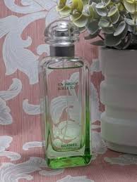 Hermès Un Jardin Sur Le Toit Eau De Toilette 100ml (3.3 Oz) Unisex Spray – New Sealed BoxHermès Un Jardin Sur Le Toit Eau De Toilette 100ml (3.3 Oz) Unisex Spray – New Sealed Box