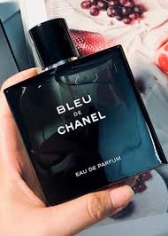 Bleu de Chanel Eau de Toilette for Men 3.4 oz / 100 ml – Luxury Woody Aromatic Fragrance, New Sealed Box